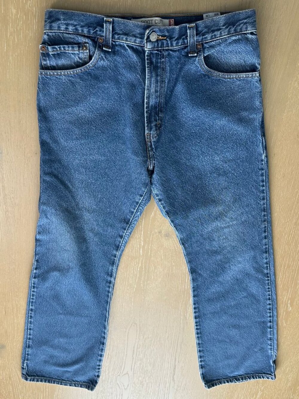 Levis 517 Mens 33x30 Bootcut Jeans Medium Wash Blue Denim Western Cowboy